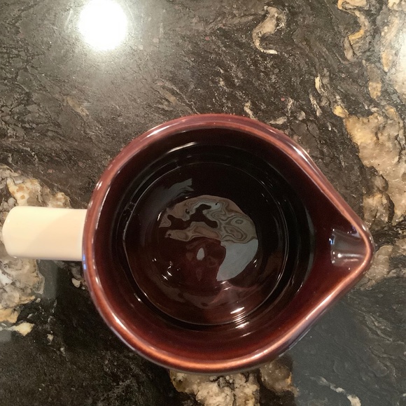 Collectible 1970s ABENAKIS BEAUCEWARE. Cream & Sugar. Canadian Pottery. - Picture 3 of 9